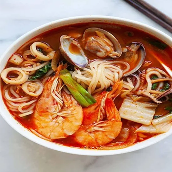 Jjamppong Korean seafood noodle soup at Diane's Kitchen in Saskatoon, SK
